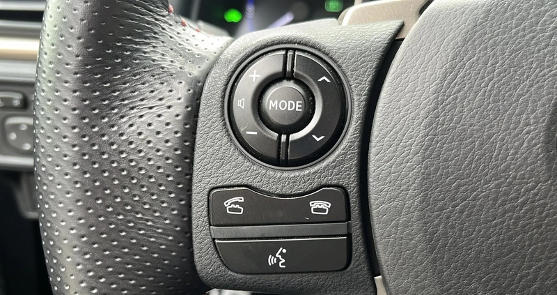 Lexus CT cena 111900 przebieg: 31474, rok produkcji 2020 z Mogilno małe 352